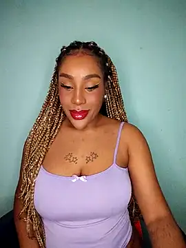 Queen Amara online show from October 13, 2:55 am