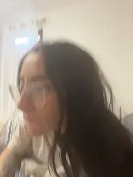 nikkaanderic online show from February 11, 10:42 am