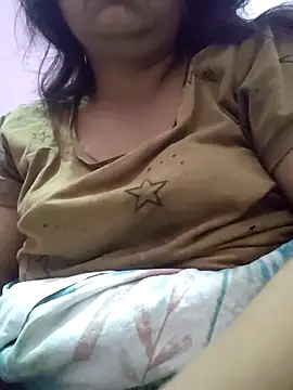 Snapshot of bitch-horny chatting on November 28, 11:07 pm bitch-horny online show from November 28, 11:07 pm