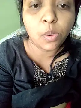 bitch-horny online show from December 14, 7:58 am