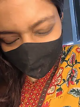 SpicykhalifaX online show from May 18, 5:46 am