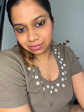 SpicykhalifaX online show from July 1, 5:45 pm