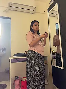 SpicykhalifaX online show from July 22, 8:17 am