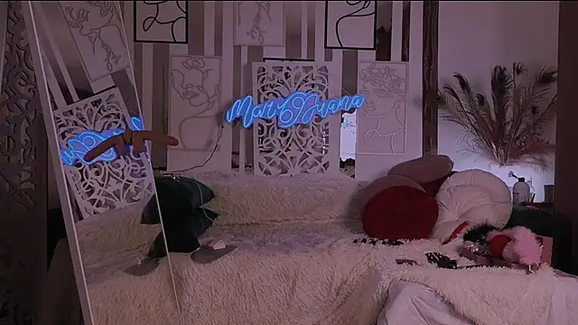 Snapshot of Mari69Juana chatting on November 8, 5:12 pm Mari69Juana online show from November 8, 5:12 pm