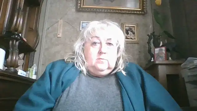 Snapshot of Lala-Love56 chatting on November 9, 12:36 pm Lala-Love56 online show from November 9, 12:36 pm