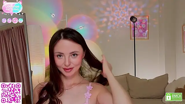 OliviaKis  online show from July 26, 8:21 am