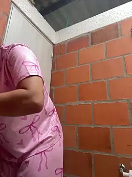 amberbakee online show from November 26, 3:35 pm