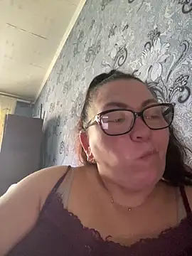 Snapshot of Vilvet777 chatting on October 15, 10:04 am Vilvet777 online show from October 15, 10:04 am