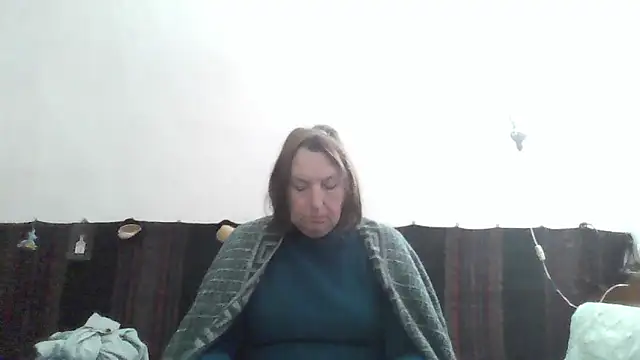 AnnaLive570 online show from May 3, 3:07 pm