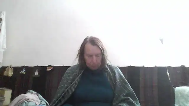 AnnaLive570 online show from May 5, 3:14 am