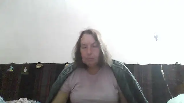 AnnaLive570 online show from May 8, 3:23 am