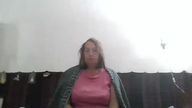 AnnaLive570 online show from July 12, 3:36 pm