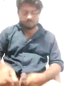 Snapshot of urhotboymeet chatting on November 28, 7:27 pm urhotboymeet online show from November 28, 7:27 pm