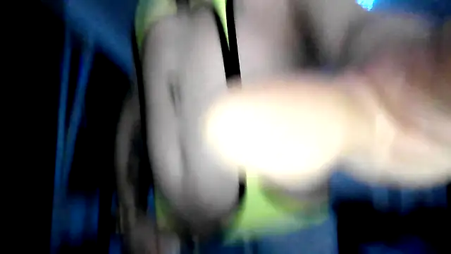 hellgirl1980 online show from September 14, 1:27 am