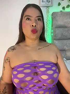 roselyn caprice online show from June 7, 12:59 am
