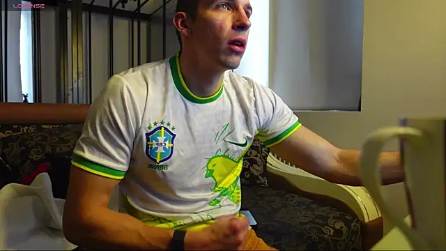 Snapshot of Ryan_Dozer chatting on November 20, 8:14 am Ryan Dozer online show from November 20, 8:14 am