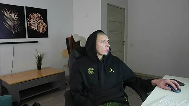 Ryan Dozer online show from March 7, 7:27 am