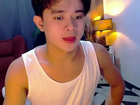 Snapshot of NautyBoyBrazeen_143 chatting on June 25, 4:22 pm NautyBoyBrazeen 143 online show from June 25, 4:22 pm