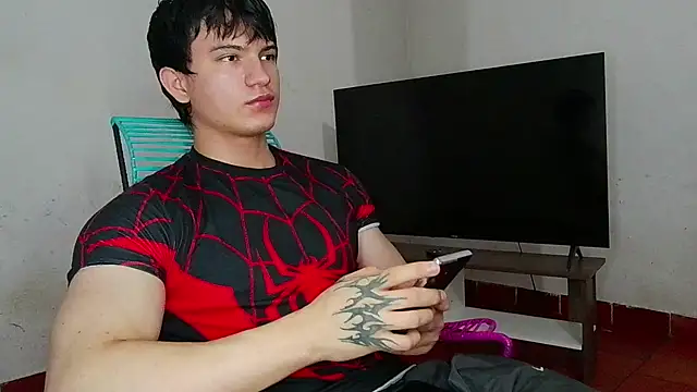 ErickWalton online show from December 21, 4:08 am