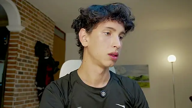 Snapshot of boream chatting on September 11, 10:37 am boream online show from September 11, 10:37 am