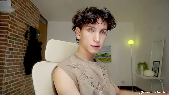 Snapshot of boream chatting on November 6, 11:33 am boream online show from November 6, 11:33 am