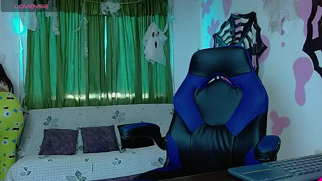 Snapshot of koko_dam chatting on October 30, 8:31 pm koko dam online show from October 30, 8:31 pm