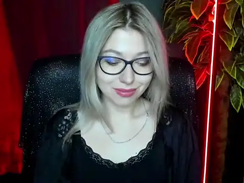 loveHeidi online show from March 9, 5:33 am