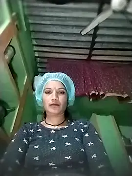 Snapshot of Monika_cut chatting on October 31, 8:43 pm Monika cut online show from October 31, 8:43 pm