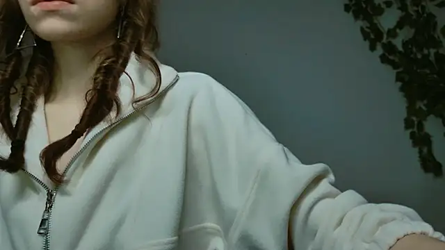 Yoka paradoXXX online show from November 14, 5:06 am