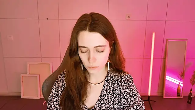 Yoka paradoXXX online show from December 22, 1:30 pm