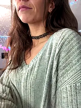 Snapshot of icy_pisces chatting on December 14, 11:31 pm icy pisces online show from December 14, 11:31 pm