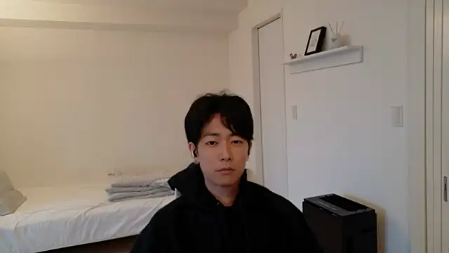 Snapshot of StuddedCatechin chatting on October 20, 7:20 am StuddedCatechin online show from October 20, 7:20 am