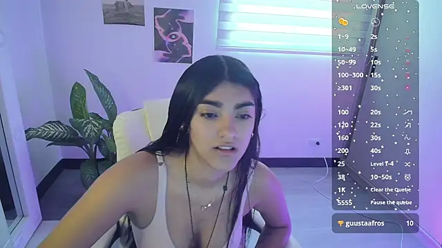 Snapshot of amarasilk_ chatting on June 16, 7:27 pm amarasilk online show from June 16, 7:27 pm