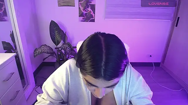 amarasilk  online show from July 14, 1:41 am