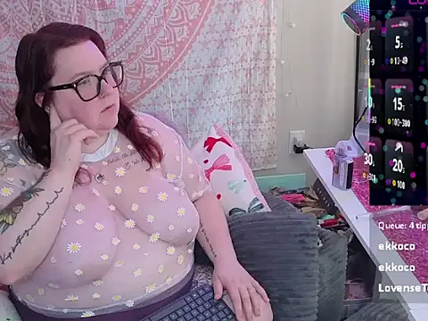 brookenicole3003 online show from May 28, 11:51 am