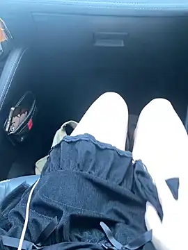 Snapshot of Newpussy_at_strip chatting on November 21, 6:34 am Newpussy at strip online show from November 21, 6:34 am