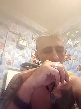Snapshot of brodjga chatting on October 8, 7:22 pm brodjga online show from October 8, 7:22 pm