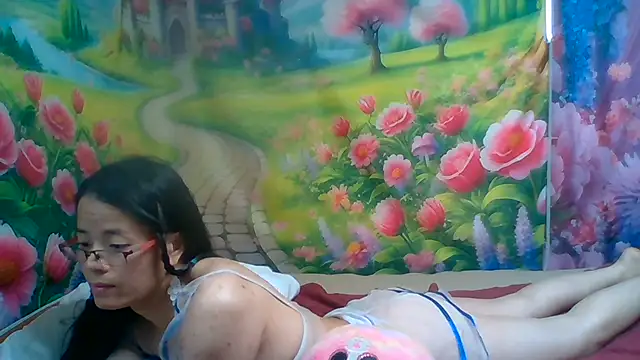 sweethanajapanese online show from June 24, 12:15 pm