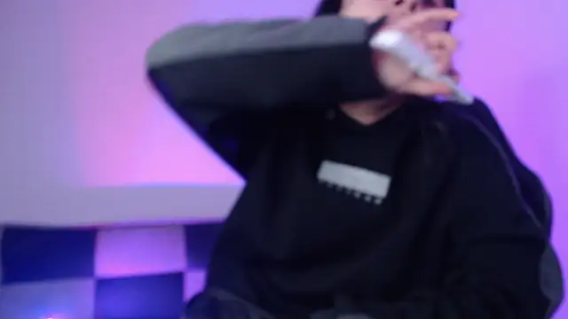 GwenHazel online show from November 26, 11:22 am