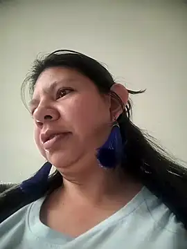 kinky momm online show from October 31, 1:34 pm