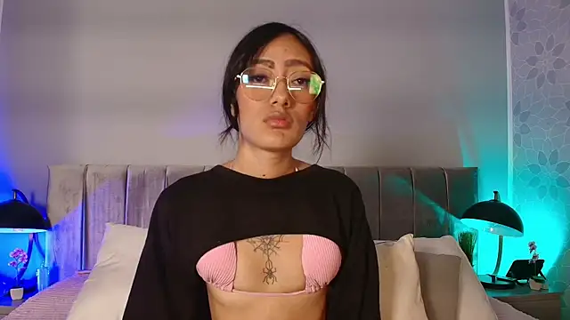 Snapshot of Ameliaa_Moon_ chatting on October 8, 12:03 pm Ameliaa Moon online show from October 8, 12:03 pm