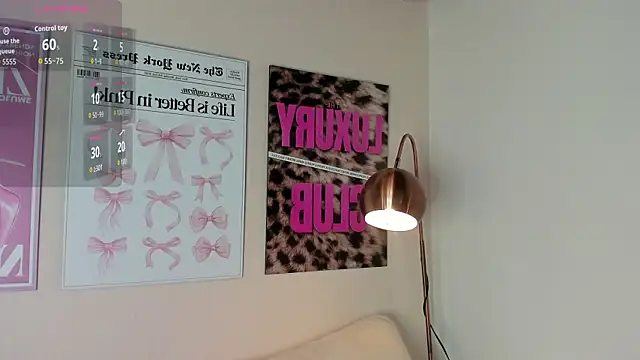 Snapshot of Dafne_Hillss chatting on July 23, 11:19 am Dafne Hillss online show from July 23, 11:19 am