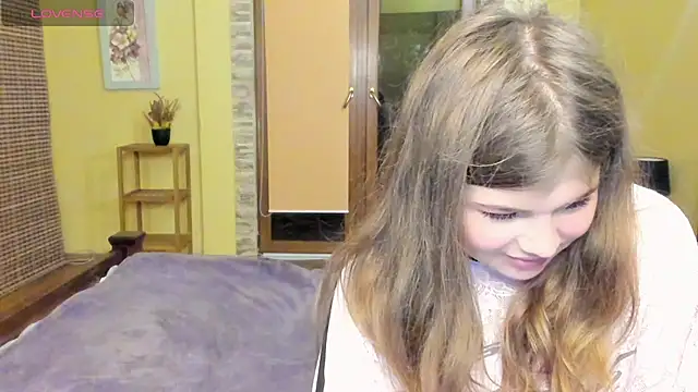 Snapshot of Lilly_Jess chatting on October 30, 7:47 pm Lilly Jess online show from October 30, 7:47 pm