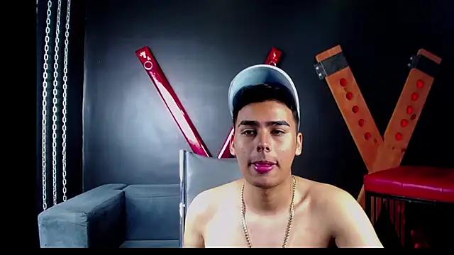 Matthewlodge online show from October 13, 1:11 pm