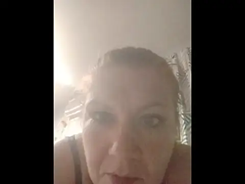 nakedgarbageperson online show from October 29, 11:45 am