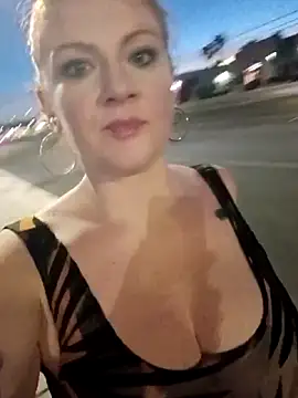 nakedgarbageperson online show from June 16, 11:46 am