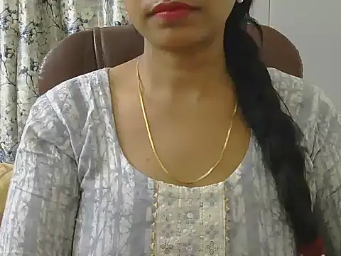 MISS SOMIYA online show from March 6, 7:32 pm