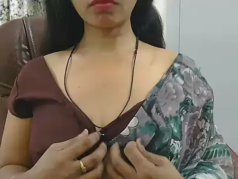 Snapshot of MISS_SOMIYA chatting on May 7, 3:50 pm MISS SOMIYA online show from May 7, 3:50 pm