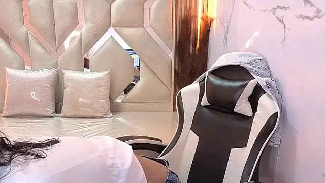 antonela tp online show from December 1, 1:05 pm