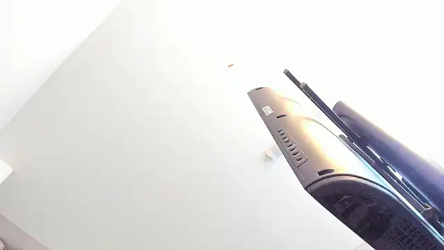 Sofia summers online show from December 4, 4:11 am